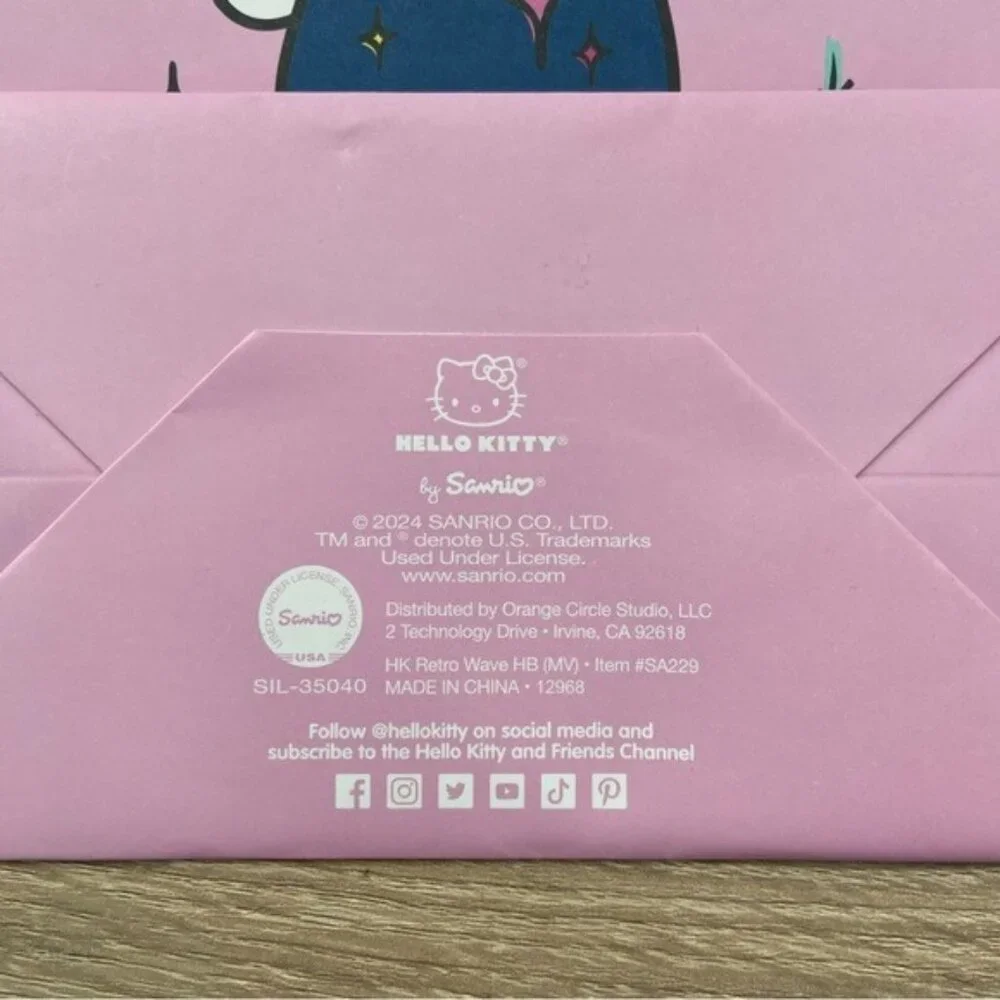 Hello Kitty Birthday Gift Bag NEW